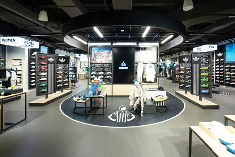 Continental 8 footlocker new arrivals